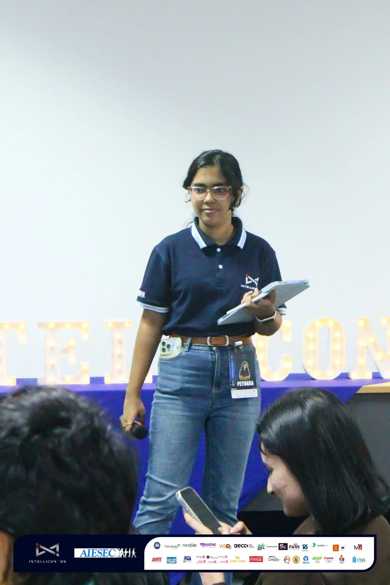 IntelliCon moment 10
