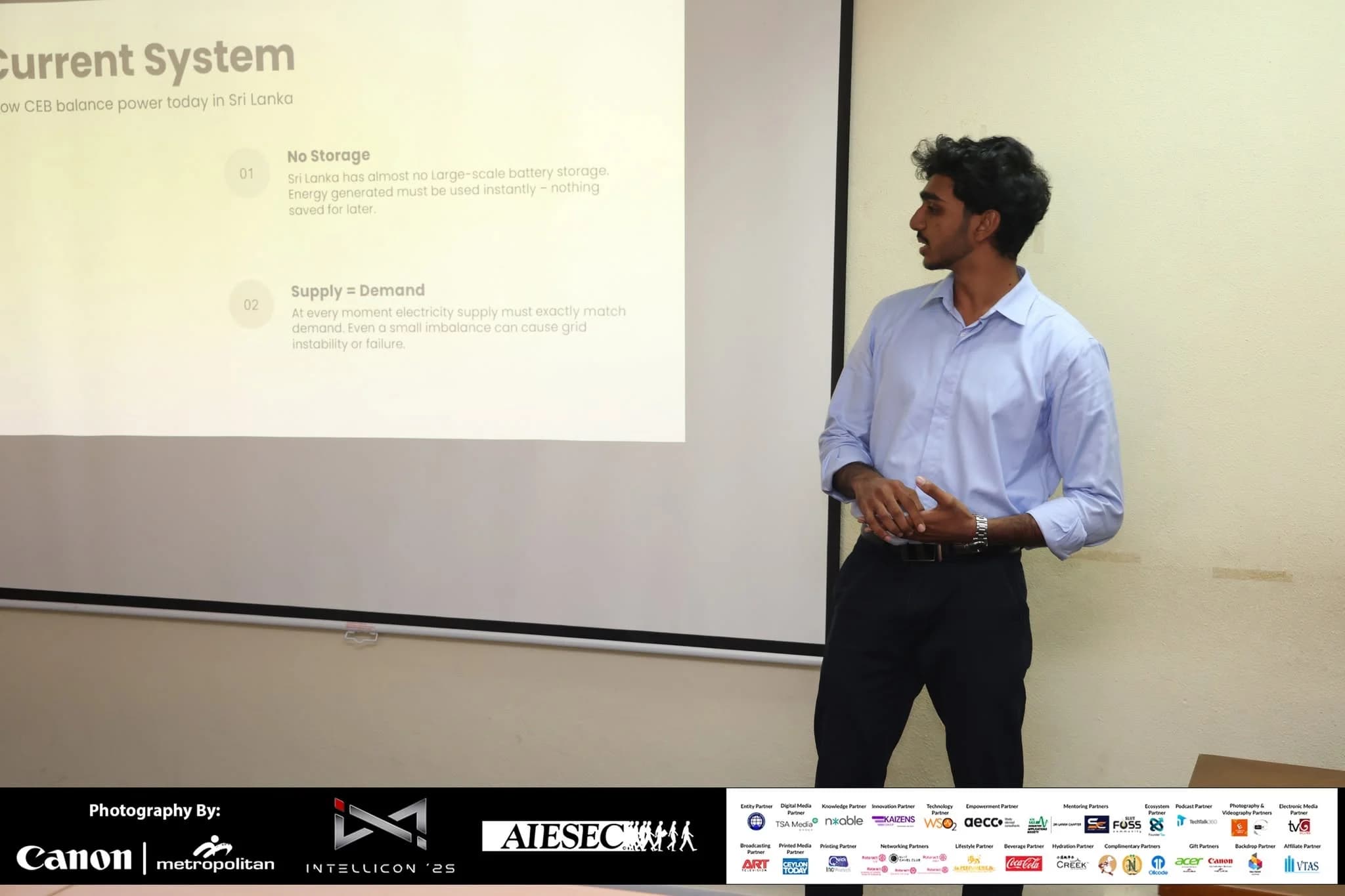 IntelliCon moment 17