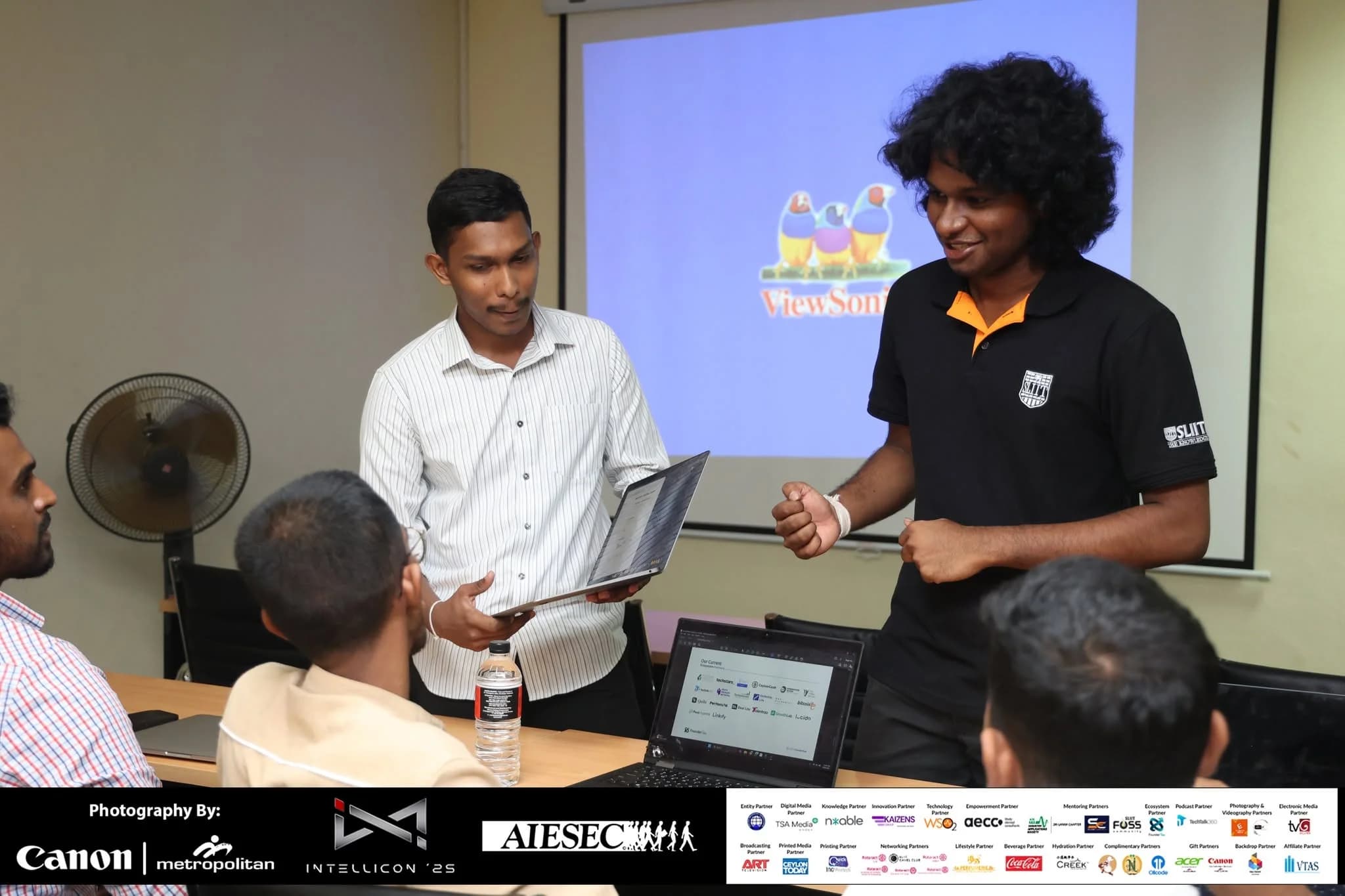 IntelliCon moment 18